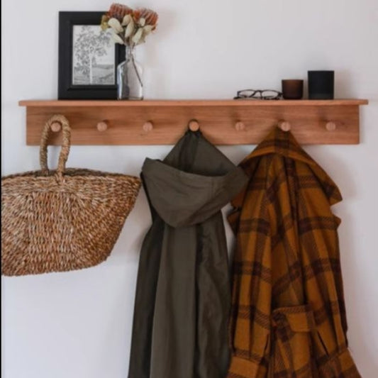 Étagère murale avec crochets